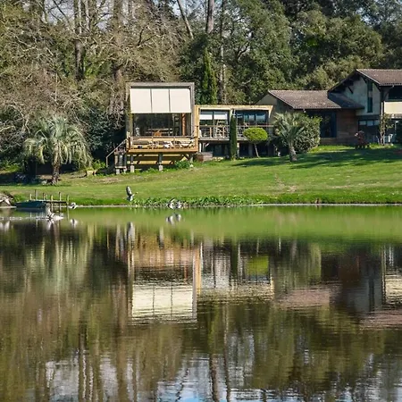 Les Nympheas, Peaceful Haven & Private Pond Villa Angresse