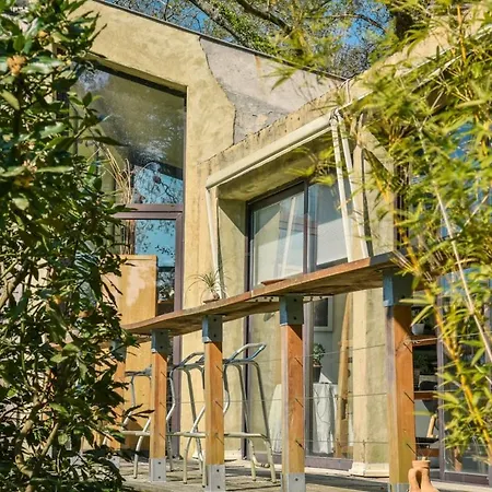 Vila Les Nympheas, Peaceful Haven & Private Pond *