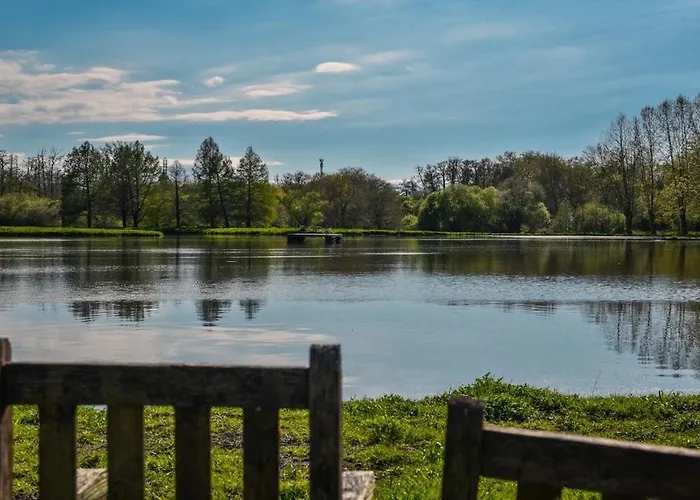 Villa Les Nympheas, Peaceful Haven & Private Pond Angresse