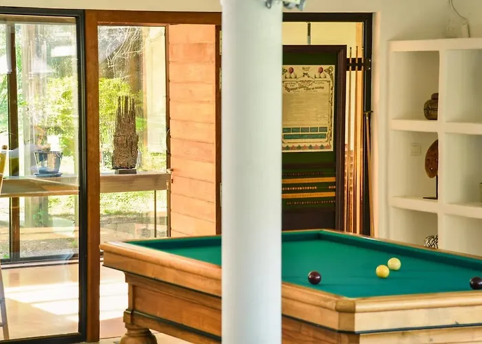 Les Nympheas, Peaceful Haven & Private Pond Angresse