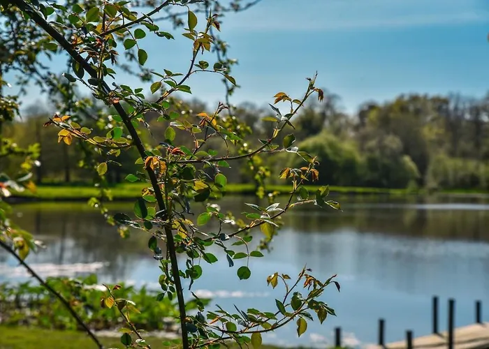 Les Nympheas, Peaceful Haven & Private Pond